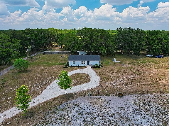 4th image of 46451 State Road 64 E