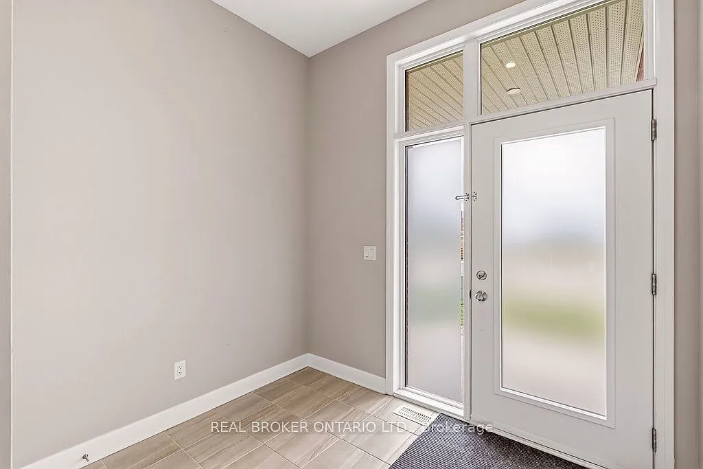 3 bed, $3,600 — Photo 3