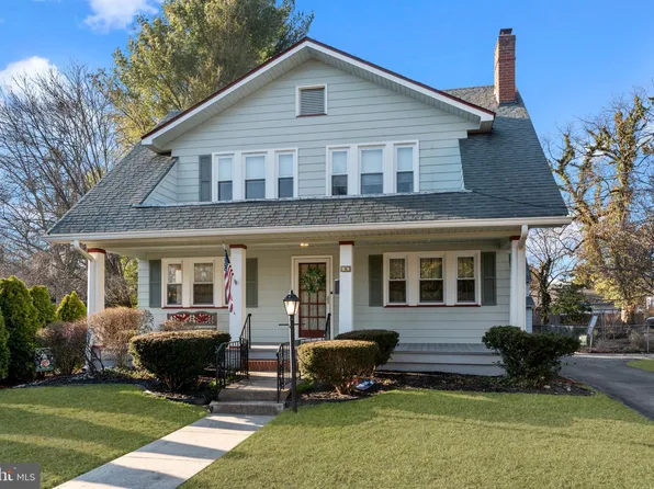 18 Seneca Ave, Pitman, NJ 08071