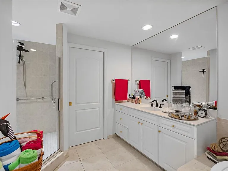 100 Beach Dr NE #1501 — Photo 41