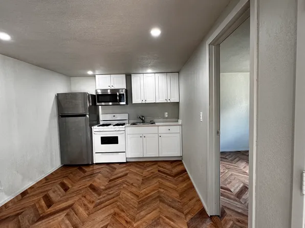 1442 Rose Ave, Santa Rosa, CA 95407