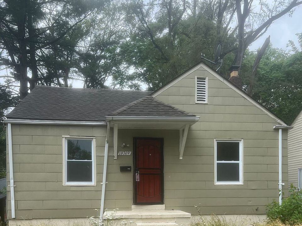 1st image of 19749 Glastonbury Rd