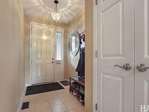2nd image of 703 Owl Creek Ln