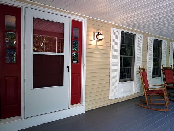 3rd image of 456 Leicester St