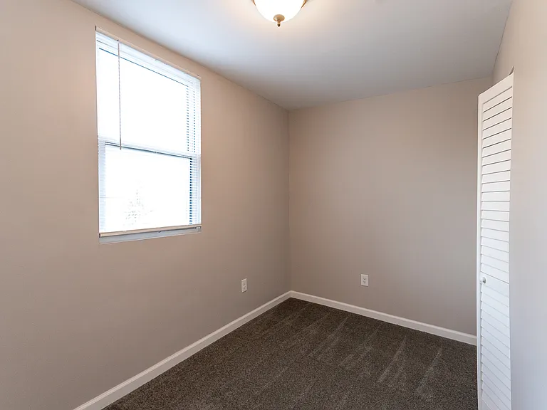 8 Enfield St #1 — Photo 22