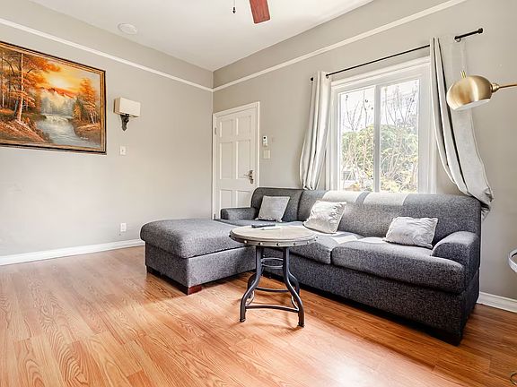 5th image of 83 W Glenarm St