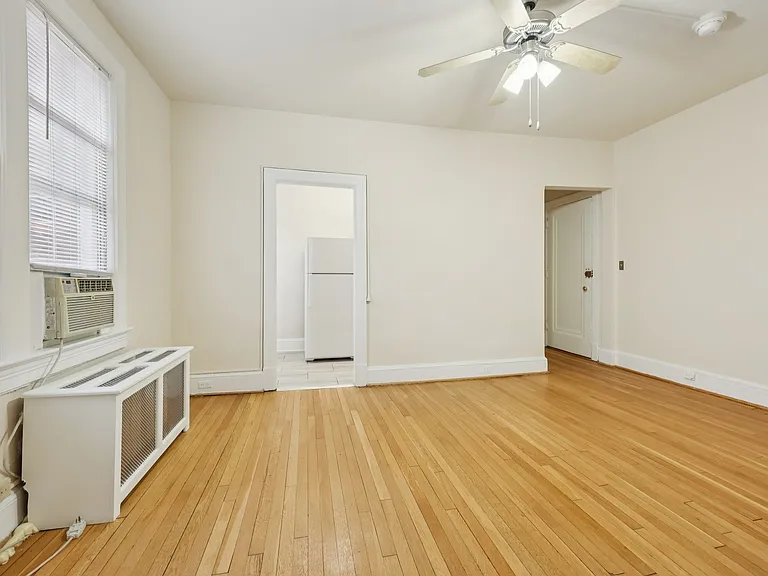 1818 Riggs — Photo 30