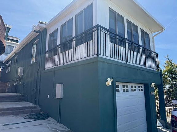 2nd image of 27538 Grandview Ave