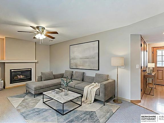 3rd image of 15308 Wirt St