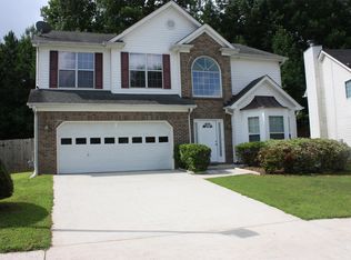 2452 Miller Oaks Cir, Decatur, GA 30035