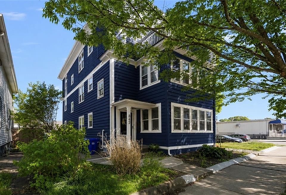 1st image of 843 Hope St #3