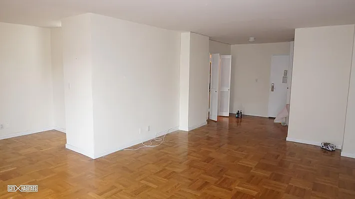 Rented by Citi Habitats | media 6