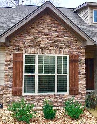 3rd image of 15061 Green Cir
