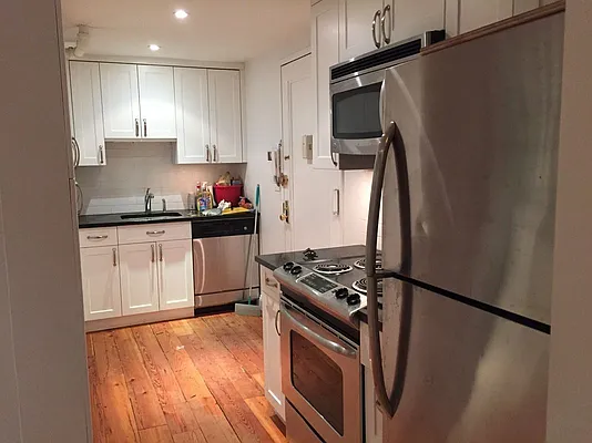 Rented by Places NYC | media 16