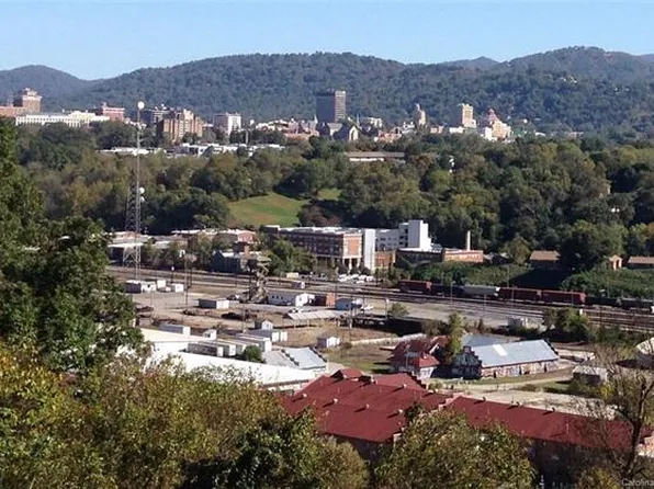 36 Grandview Dr, Asheville, NC 28806