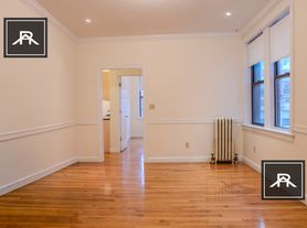 1342 Commonwealth Ave