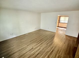 2101 Division St #4, Burlington, IA 52601