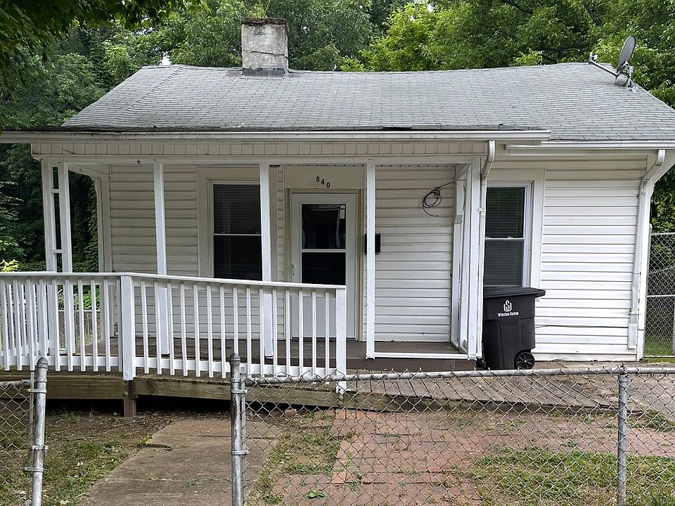 1st image of 840 N Jackson Ave