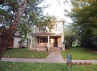 820 N Sycamore St, Iola, KS 66749