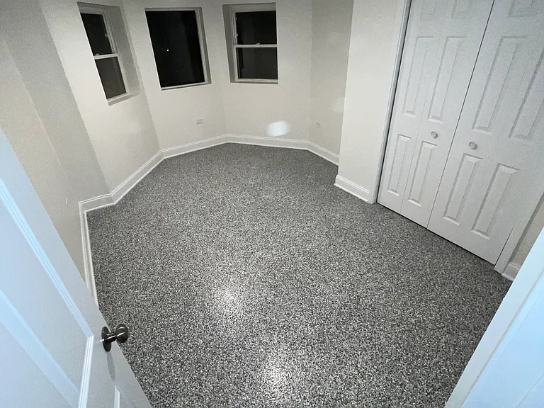 3339 W Berteau Ave #2 — Photo 14