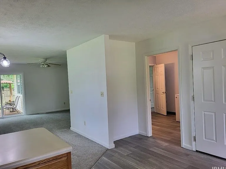 1618 S Kingston Dr — Photo 3