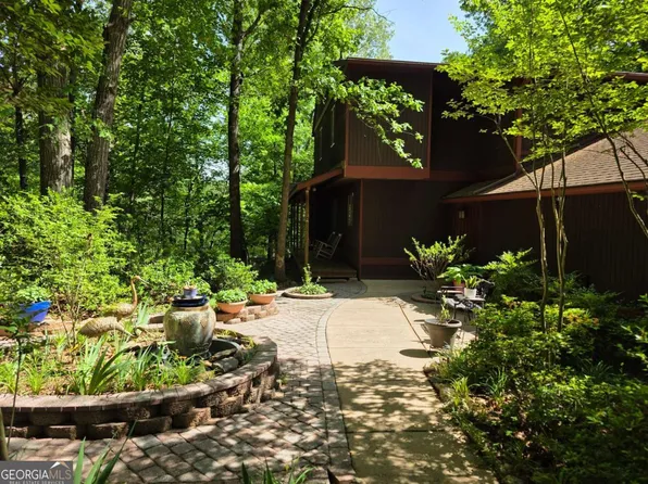 406 Vivian Way, Woodstock, GA 30188