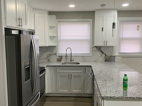4th image of 1847 Oakmont St Floor 2