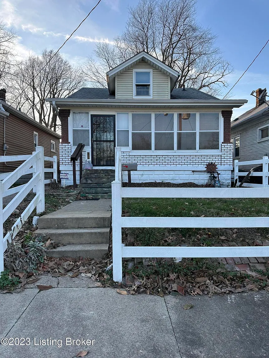 816 S 42nd St photo 1