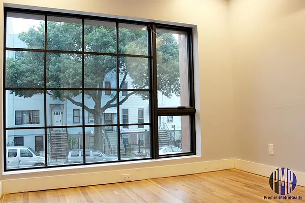 Rented by Premier Metro Realty Corp | media 49