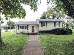 1215 N 9th St, Norfolk, NE 68701