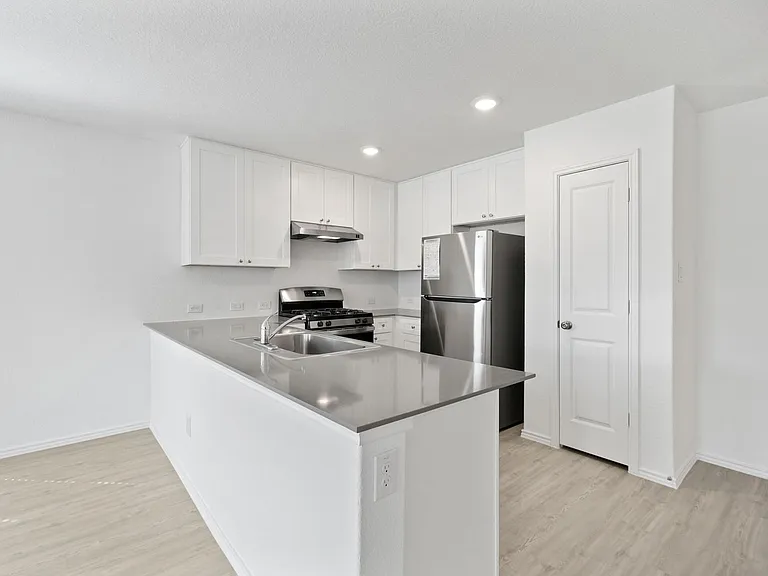 9311 Selene Pl — Photo 9