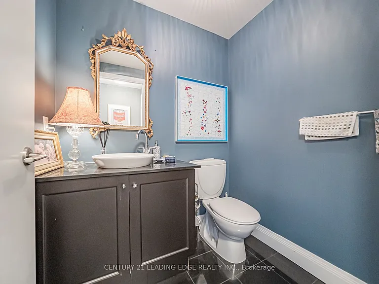 2191 Yonge St #5104 — Photo 37