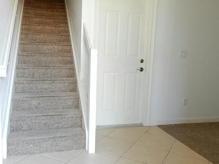 660 Amador Ln #7 — Photo 5