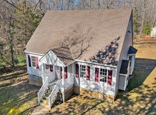 2492 Three Bridge Rd, Powhatan, VA 23139