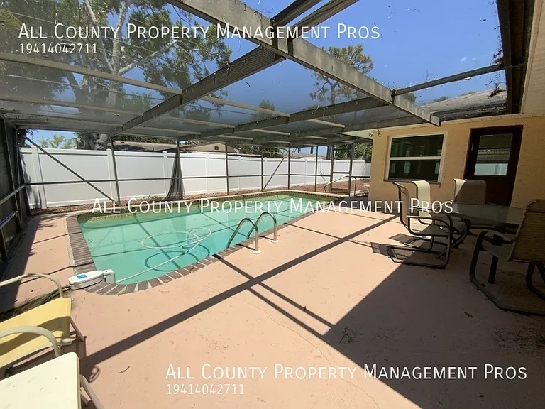 519 Bradenton Rd S — Photo 3