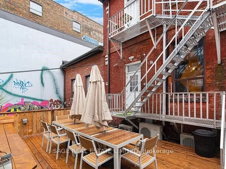 631 Queen St W #3 — Photo 1