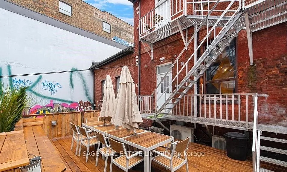 631 Queen St W #3
