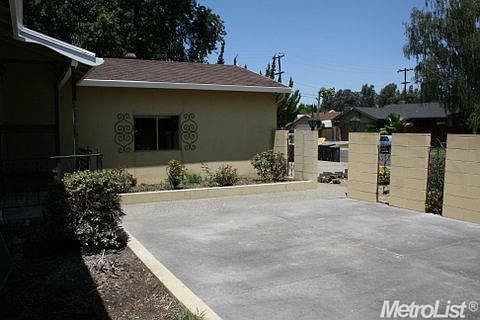 1st image of 2211 Fullerton Ave