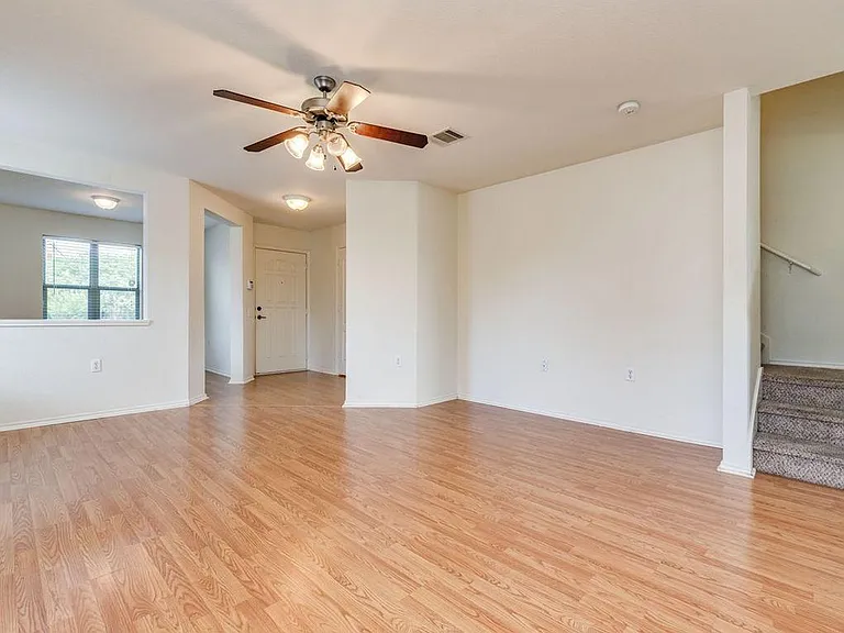 4607 Nuckols Crossing Rd — Photo 5