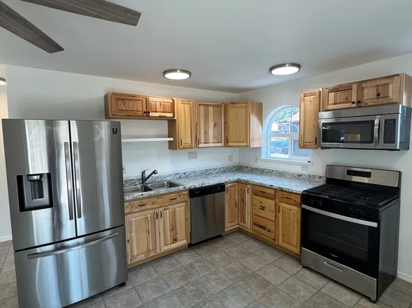 540 NW Portland Ave APT 1, Bend, OR 97703