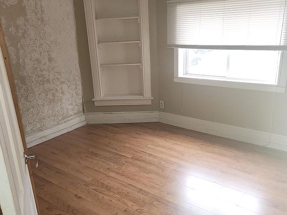 3rd image of 603 23rd Ave SW