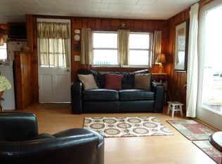 220 Old Wharf Rd, Dennis Port, MA 02639