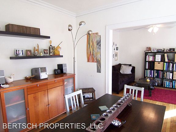 4th image of 4507 N Oakley Ave #2