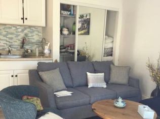 7221 Oakdale Ave, Winnetka, CA 91306