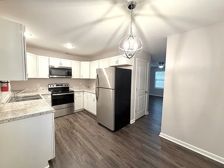 511 Britton Springs Rd — Photo 8