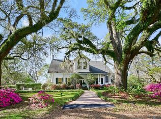 411 Desert Ln, Woodville, MS 39669