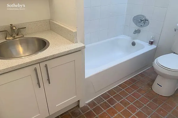 Rented by Sotheby's International Realty | media 12