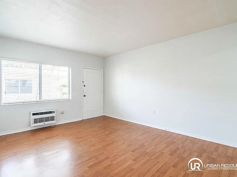 7315 Harding Ave #15 — Photo 7