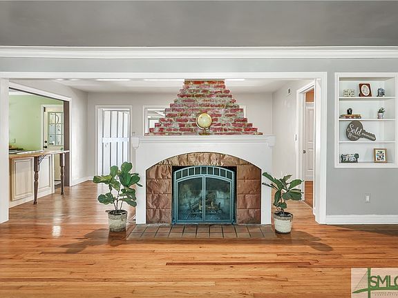 2nd image of 437 Columbus Drive