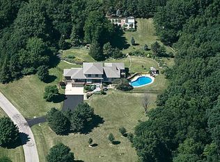 2700 Deer Lane Rd, Marion, IA 52302